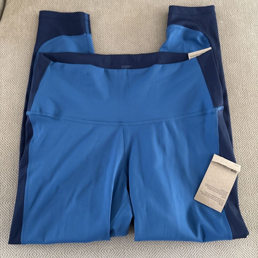 Nike Dri-Fit Training Capri Yoga Tights, Navy & Bright Blue Women’s Size XL
